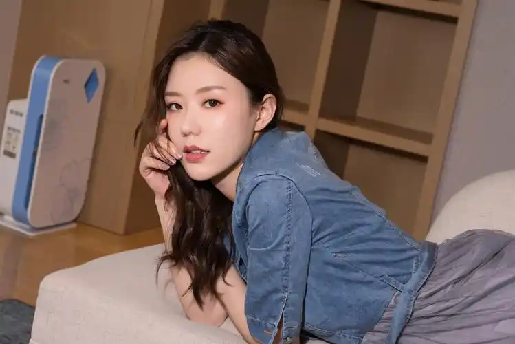 克拉女神江琴牛仔衣裙子高颜值美女4k壁纸