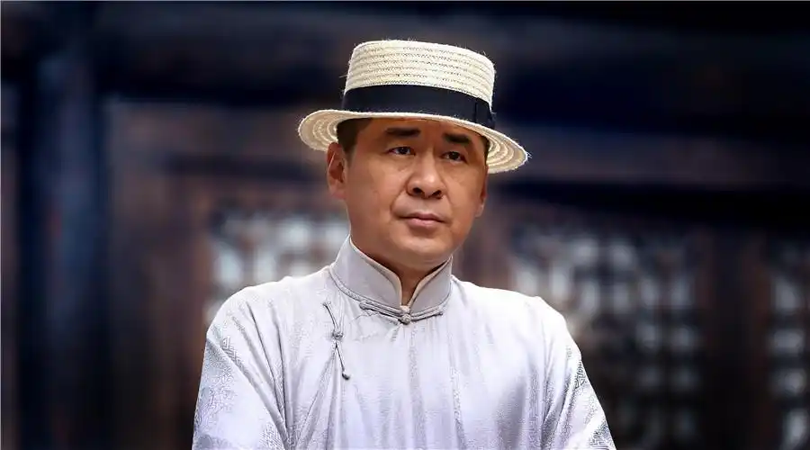 兄弟兄弟安徽热播陈建斌造型百变堪比嬛嬛