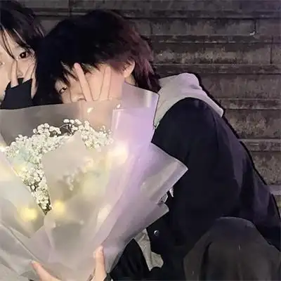 2022超火宠溺情侣头像一对两张真人高清图片