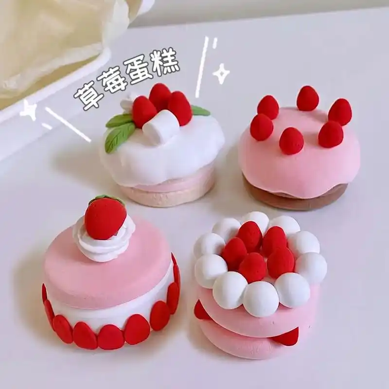 超轻粘土|捏春日野餐草莓小蛋糕90附教程 捏四个超简单草莓小蛋糕