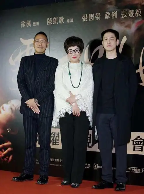 汤臣集团公子汤珈铖,父亲去世留上海133套房,如今一套市值2亿