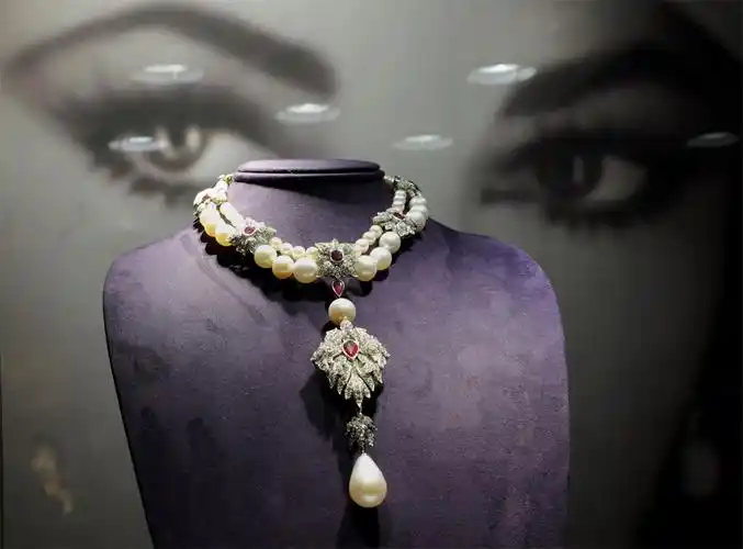 全球最贵十颗珍珠(珍珠一般几年就不亮了)