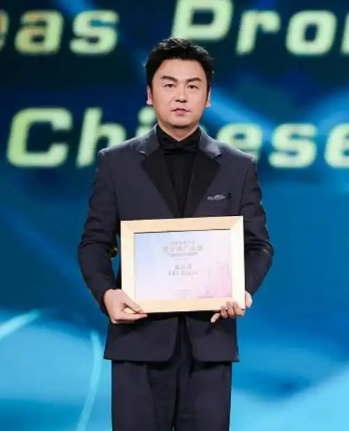 白玉兰后雷佳音获新身份,"草根"雷佳音和他因脾气差得来的爱情