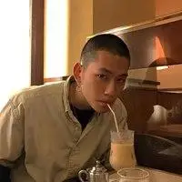 高颜值寸头男头像 黑白超帅寸头男生头像图片_微信头像图片大全