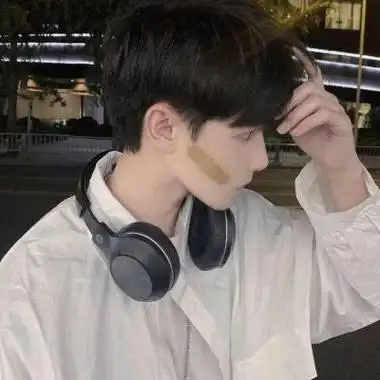 男生头像真人帅气好看2022帅气阳光男孩图片