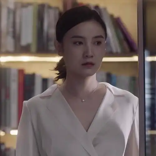 小舍舍得南俪宋佳同款衣服香槟色缎面衬衫翻领衬衫