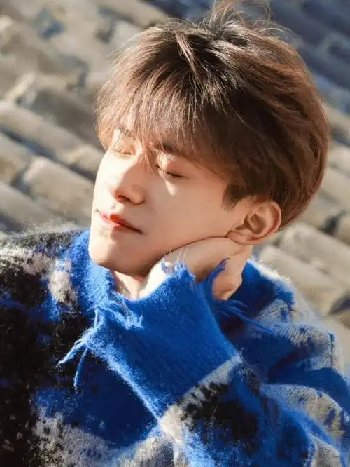 易烊千玺神图值得珍藏图