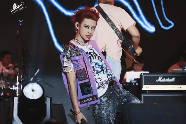 小鬼王琳凯超话#小鬼王琳凯音乐节##小鬼舞台#210522郑州造氧音乐节