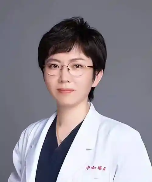 李娟复旦大学附属中山医院,上海市老年医学中心骨科副主任医师中国