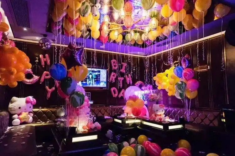 78免费赠送鸡尾酒78免费赠送红酒一支78生日蛋糕推送78免费