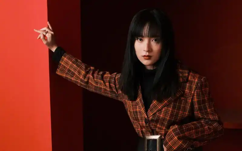 分享一组孙安可图片给大家,图中的明星图片壁纸会点缀你的电脑桌面