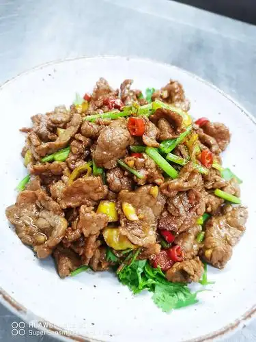 小炒黄牛肉