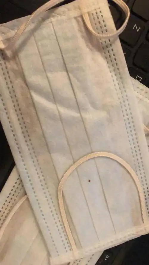 女星揭发「黑心商家卖二手mask」回收使用过的口罩重新卖!