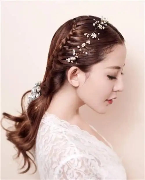 头发别再散着了美哭的编发更招桃花