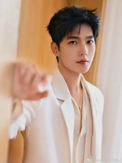 iapm时尚推荐##valentino品牌代言人杨洋##valentino2024春夏系列