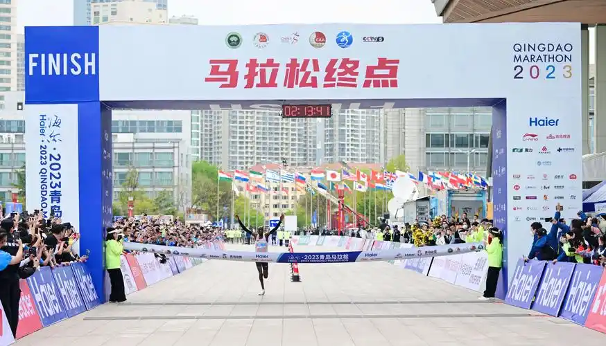海尔·2023青岛马拉松今日鸣枪开跑!-马拉松新闻-路跑网