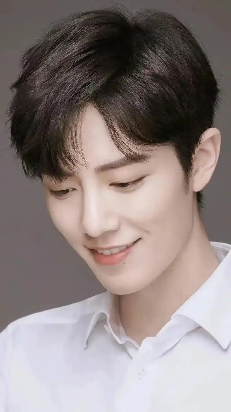 肖战 #治愈系笑容 #宝藏男孩 他的笑容可以融化世上的一切 - 兑音