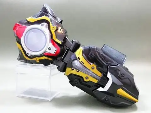 泰迦火花正面图