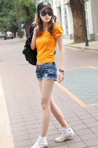 13春夏新牛仔短裤 牛仔短裤女 韩版 磨破翻边短裤热裤 后袋拼6925