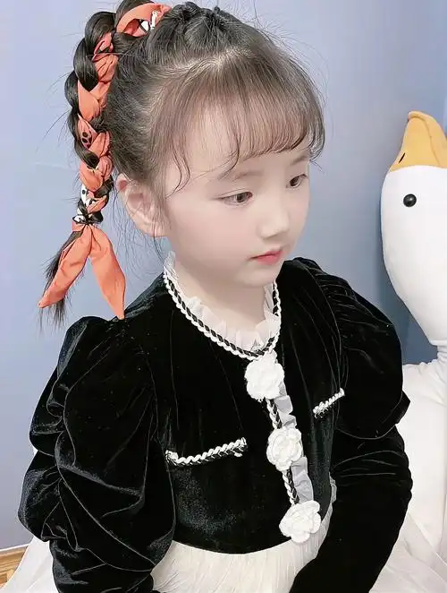 简单又好看的儿童丝带高马尾编发,活力满满,宝妈们快学起来吧!-度小视