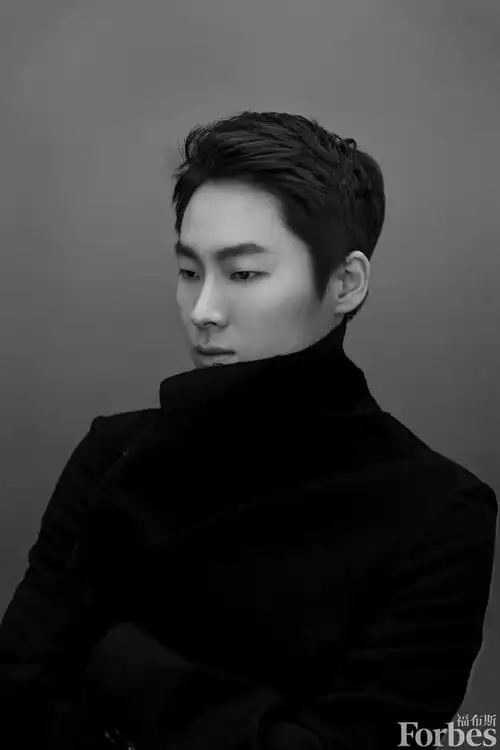 福布斯中国专访梁博用音乐表态