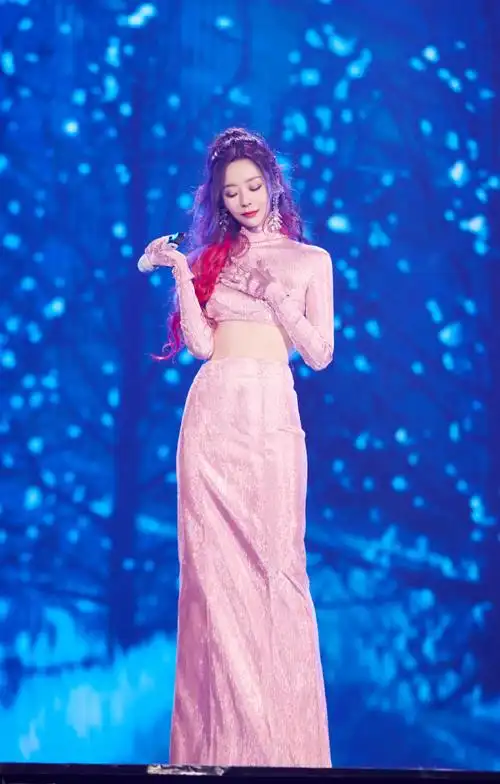 张靓颖光巡回演唱会##张靓颖 神女降临##张靓颖无锡演唱会