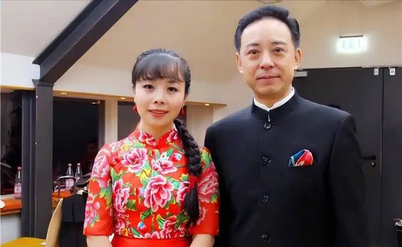 王二妮:成名后一年花100万嫁乡下人,婚后婆婆的行为让他后悔了_李飞