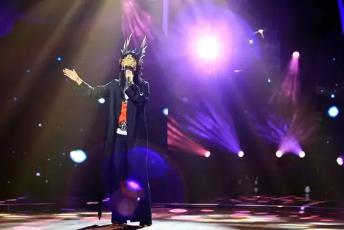 那英正式加盟《蒙面唱将》 两年"蒙面梦"终圆