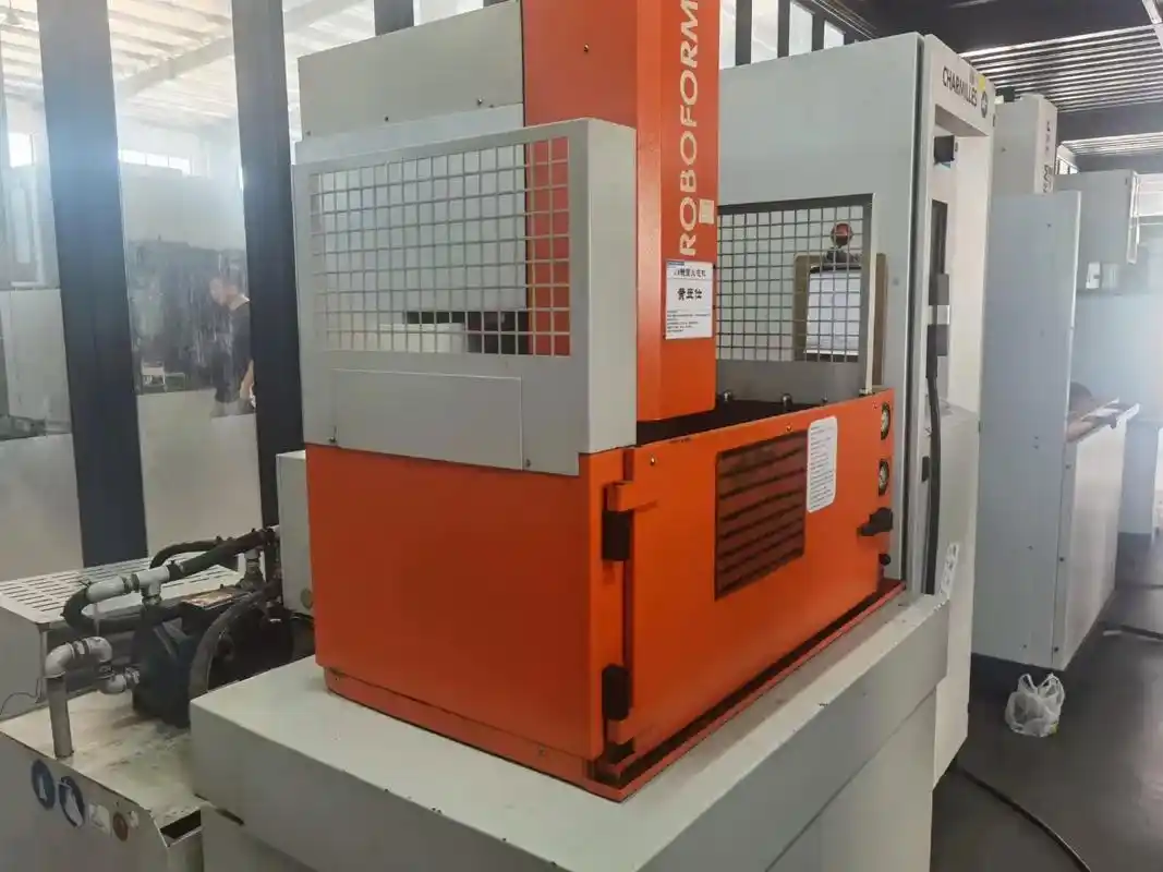 夏米尔23s镜面火花机,xyz行程:350*250*250m - 抖音