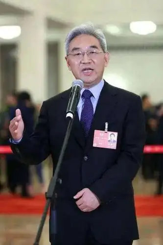 新口味的机甲乱战《ace携带版》发售 黑豹就成了王刚的忠犬八公