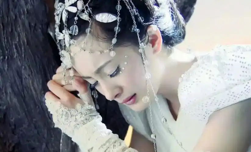 回顾长得"歪瓜裂枣",整得"美若天仙",6位女星都靠脸逆天改命