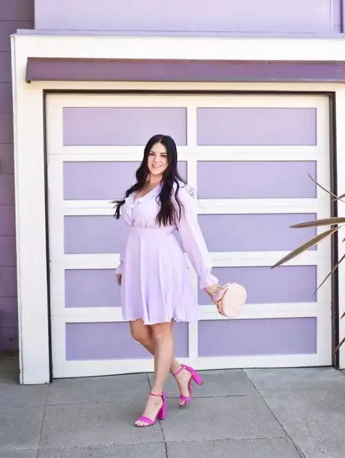 90后女孩胖到200斤却爆红时尚圈,还嫁给了大帅哥