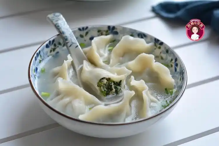 肘子汤饺:鲜嫩入味营养翻倍