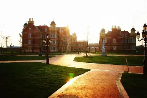 好看的大学千篇一律有趣的大学在这里山西医科大学晋祠学院