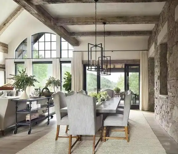 西部乡村风格是美国西部乡村生活方式演变到现在的一种粗犷大气的装饰