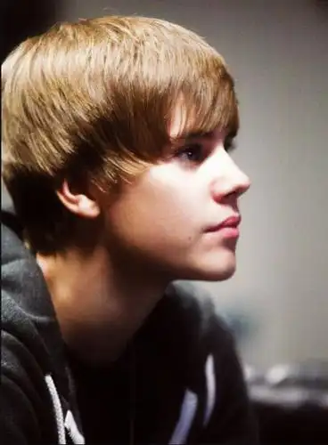 justin bieber侧面最帅的照片