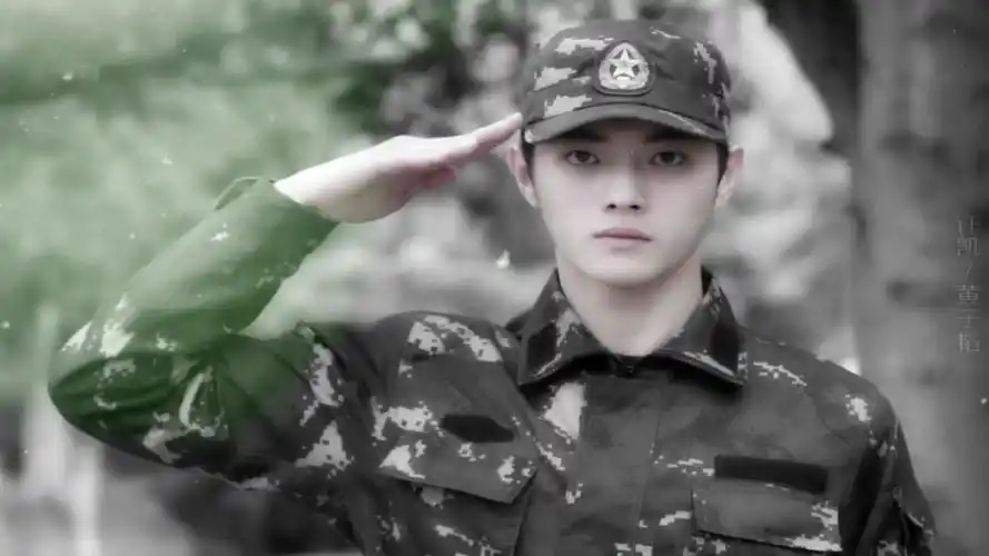 许凯x黄子韬行者军装小哥哥我可以系列