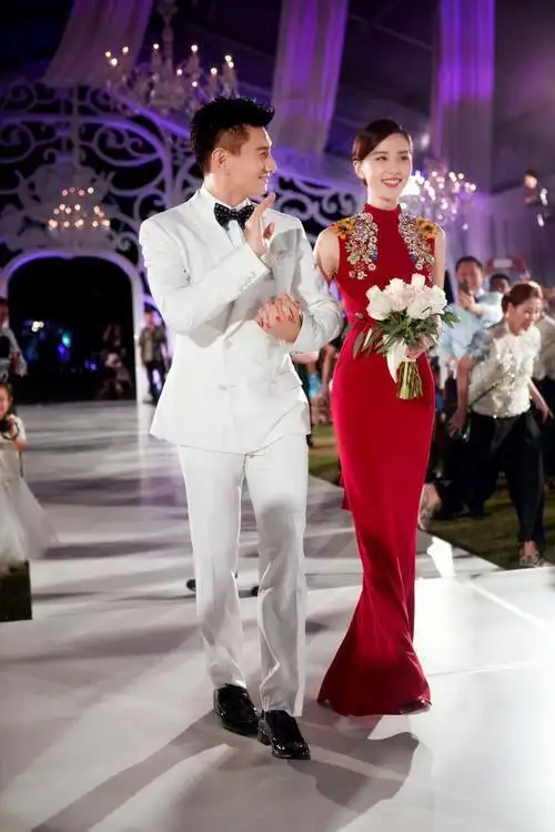 但是从刘诗诗的状态以及晒出来的照片可以看出,刘诗诗婚后生活甜蜜