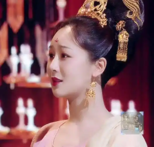 《国家宝藏》杨紫文成公主,造型太美,导演,求你去拍古装剧吧!