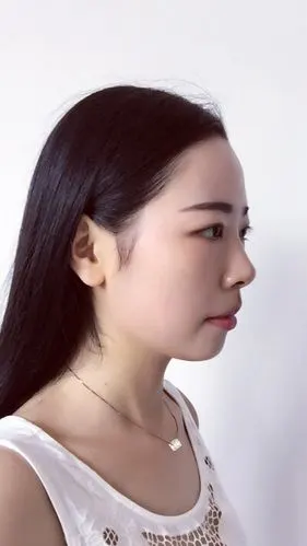 流行女头像侧脸