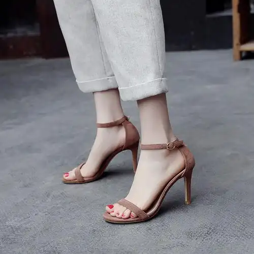 学生黑色新款夏季高跟鞋凉鞋细带一字