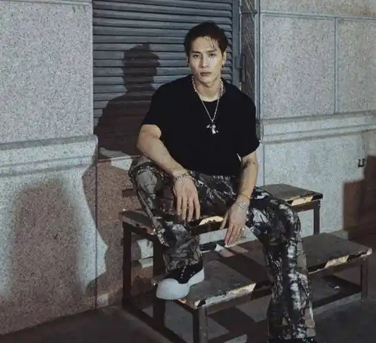 全球最帅面孔出炉,王一博19,张艺兴11,肖战排名出乎意料_王嘉尔_认可