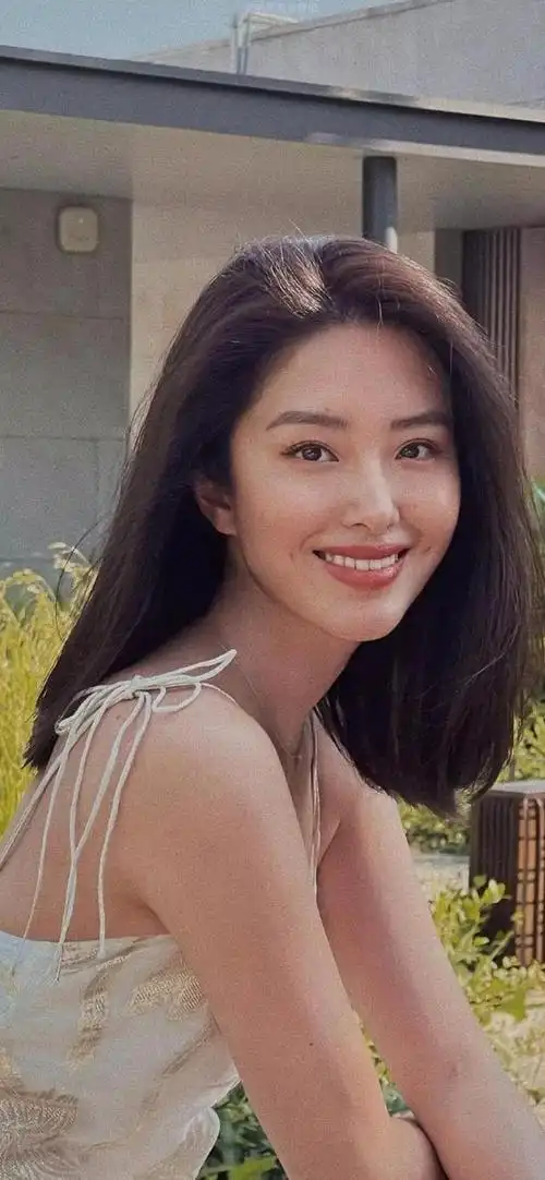 唯美图片欣赏杨采钰