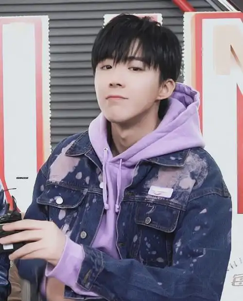 三年前的刘宇宁#芜湖我存的之前的照片终于有用武之地了!