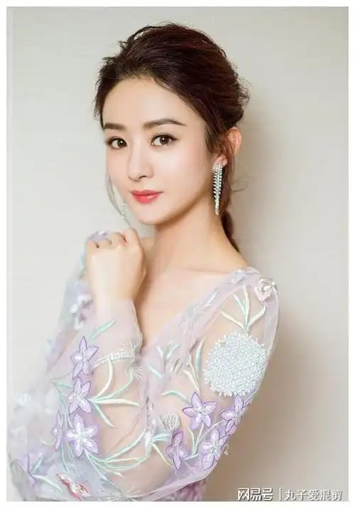 娱乐圈中越看越好看的女星李沁上榜最后一位越看越有味道