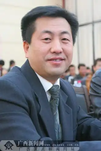 诗人汤松波 .广西新闻网记者 陶媛摄