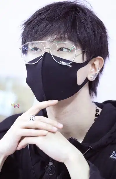 景向谁依表情包