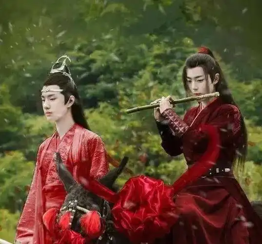 王一博,肖战将二搭,出演吴京电影《奔赴双雄》,网友要疯了