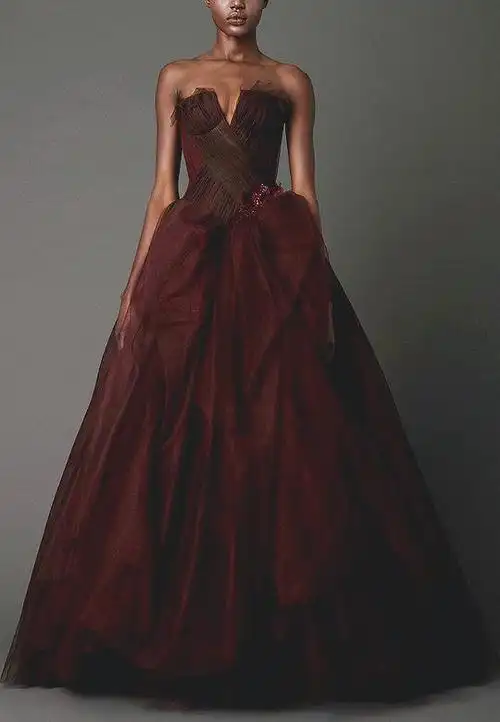 verawang经典红色高定婚纱礼服绮丽奢华梦境绚烂花卉裙摆