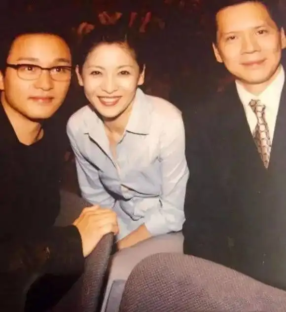 向华强太太陈岚如今虽然彪悍,可是年轻时候的容颜美到你不敢相信